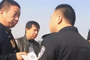 邮报：奥纳纳与埃托奥闹翻，若拒绝参加非洲杯也无法为曼联出战